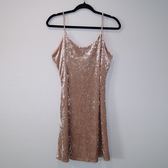 Love J Mini Dress Womens Crushed Velvet Champaign Sleeveless Spaghetti Straps L - Picture 3 of 15